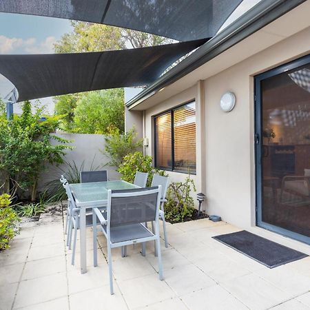 Villa Coode Street Townhouse - Executive Escapes à Perth Extérieur photo