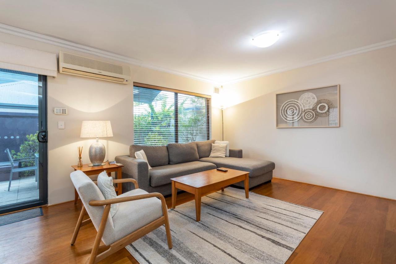 Villa Coode Street Townhouse - Executive Escapes à Perth Extérieur photo