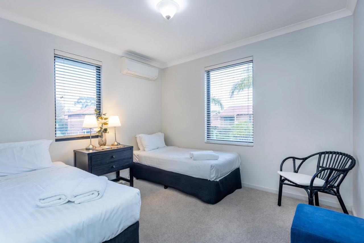 Villa Coode Street Townhouse - Executive Escapes à Perth Extérieur photo